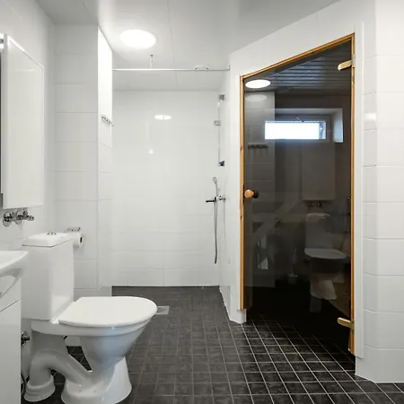 Spacious For 6 With Sauna Apartment *